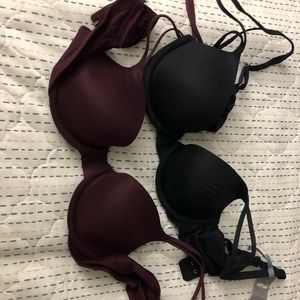2 Aerie bras